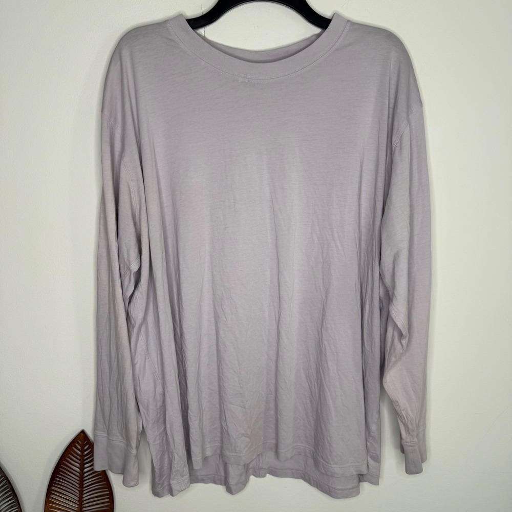 Lululemon Back in Action Long Sleeve Shirt Lavender Purple Slub Knit Top
